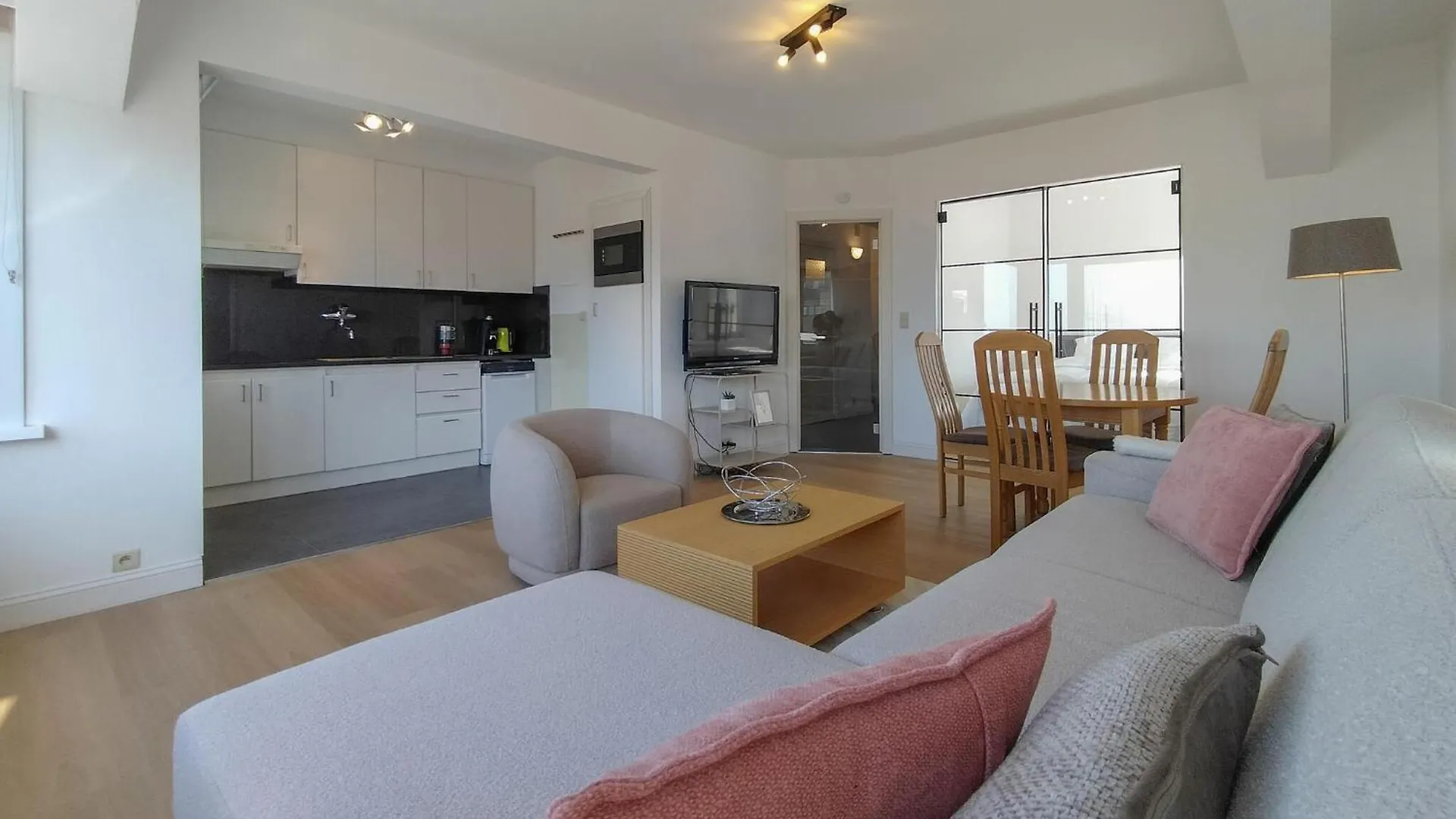 Beach Front Apartment In Oostende