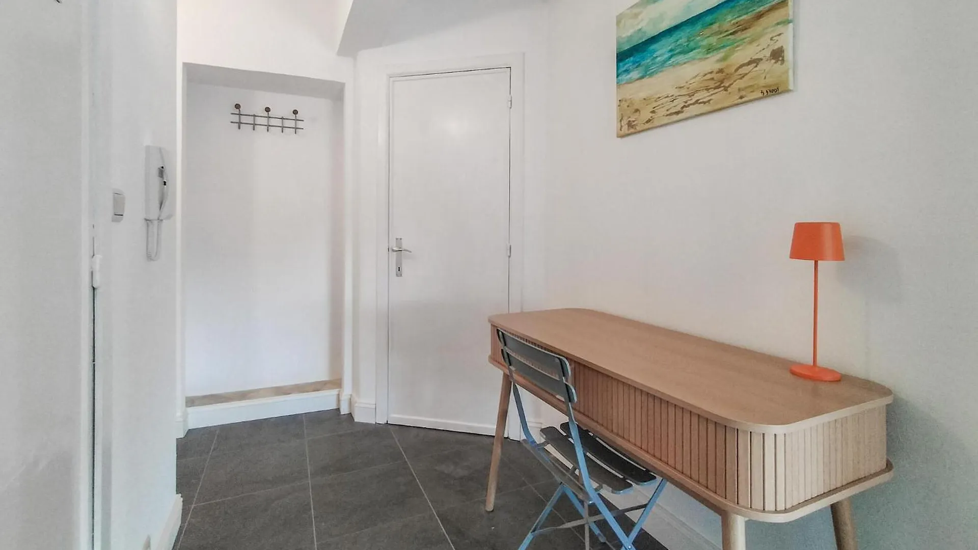Beach Front Apartment In Oostende