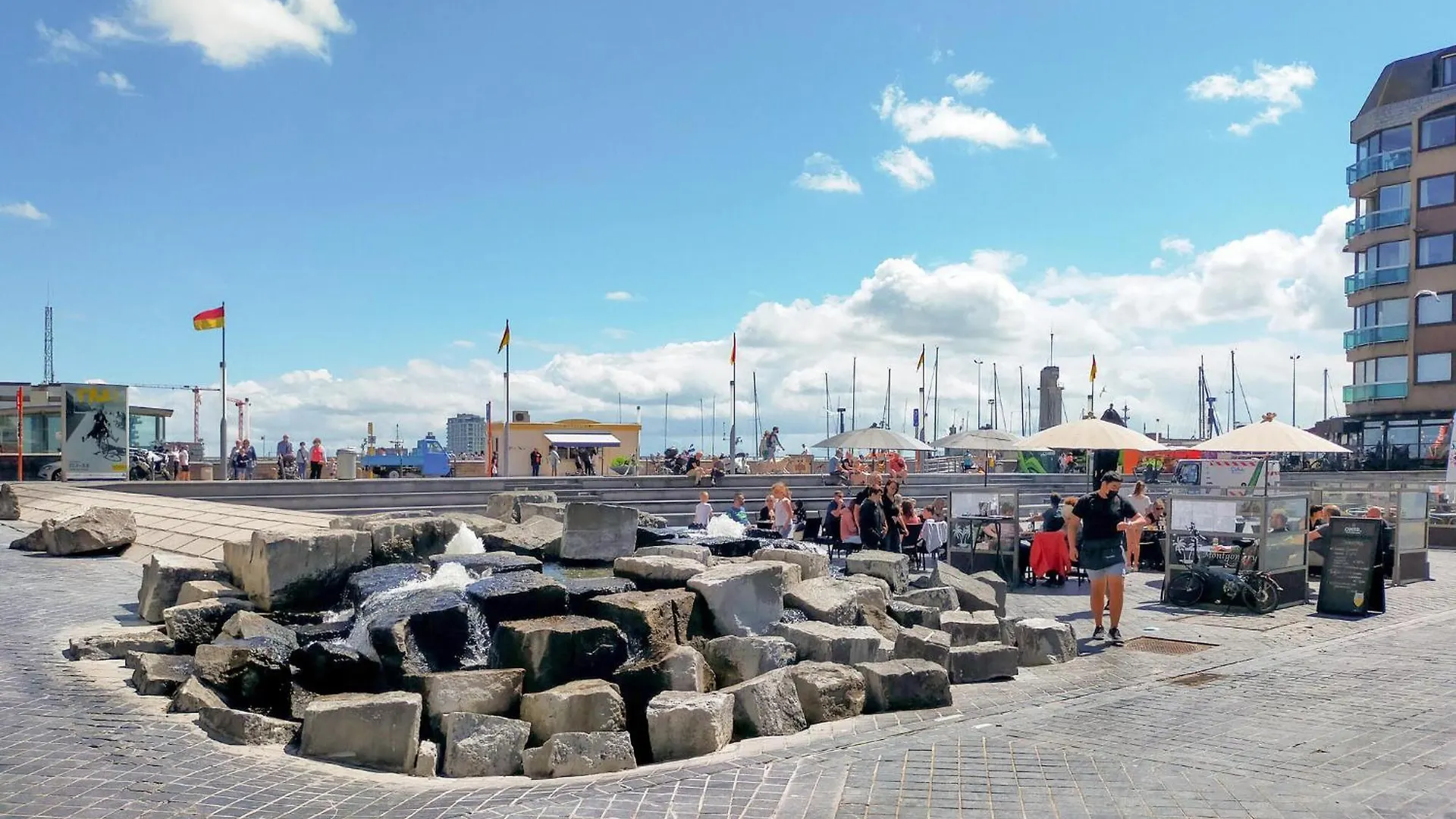 Beach Front Apartment In Oostende Ostend